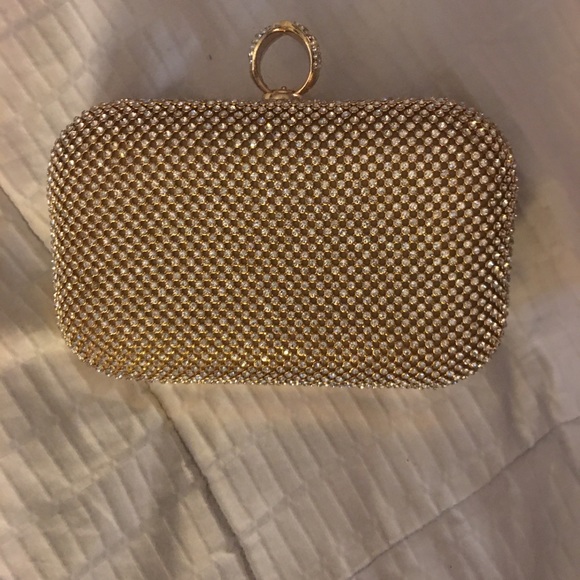 Gold & diamond accent ring finger clutch - Picture 2 of 7